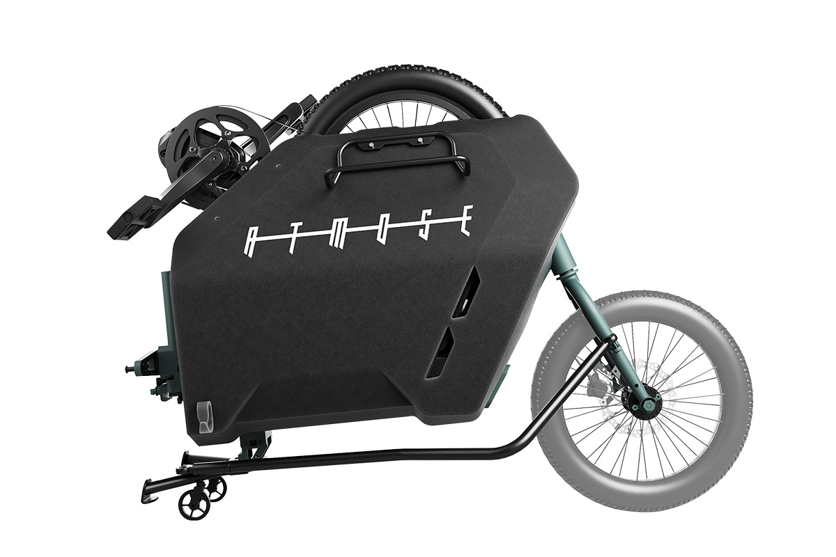 Model R plié sans la roue avant, 102 × 44 × 76 cm